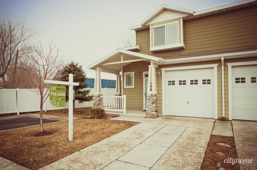Salt Lake Townhouse for Salt - Real Estate