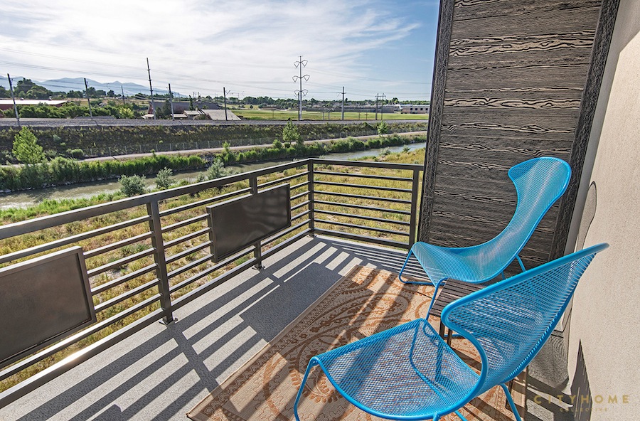 1071-w-rooftop-dr-9